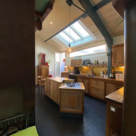 Maison Atypique بيت للعطل *